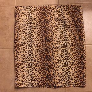 Torrid pencil skirt 18 New animal print